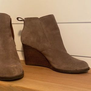 Lucky Brand Women’s Wedge Booties